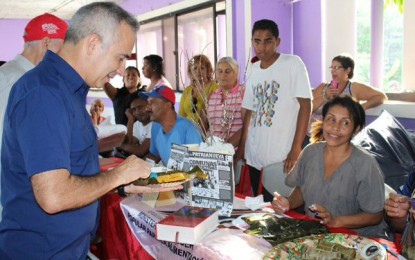 Comuneros de Catia presentaron proyectos socioproductivos a candidatos del GPP