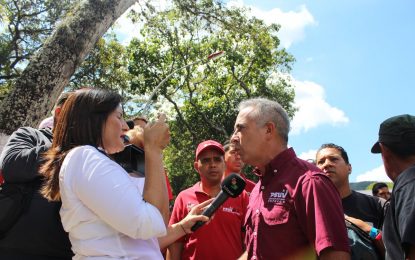 Bernal: Con Fabricio Ojeda en el Panteón se honra la bandera Tricolor