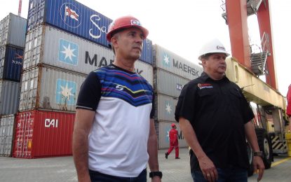 Más de 1000 contenedores con cajas Clap arribaron al puerto de La Guaira