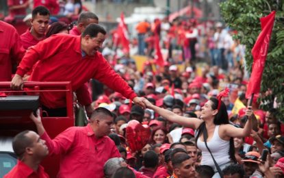 Comandante Chávez sigues siendo luz