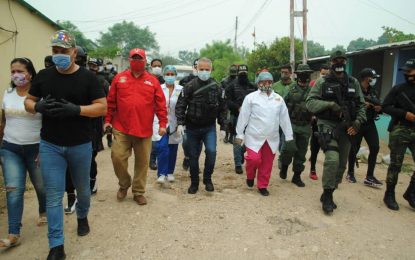 Familias de Boca de Grita se realizan prueba rápida del Covid-19