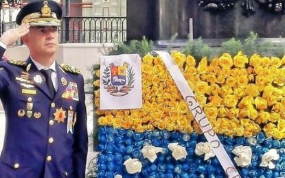 “Felicitaciones a quienes honran con orgullo y dignidad el uniforme policial”