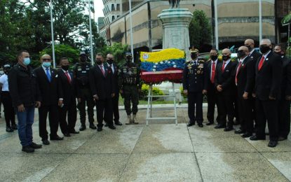 “Junto al Comandante Eterno Hugo Chávez triunfamos en el corazón del pueblo”
