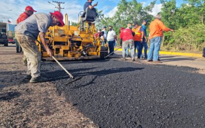 Inició Plan de Asfaltado en varios municipios del estado Táchira