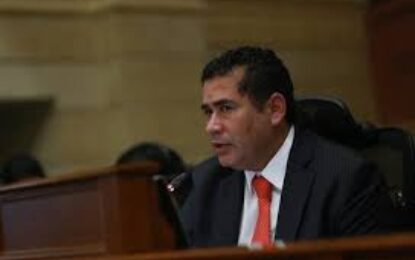 Gobierno colombiano autorizó a sus representantes a reunirse con Bernal