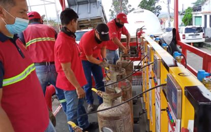 Con camión pulpo se fortalece despacho de gas en Táchira