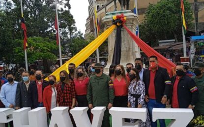 Zoraida Parra: “Venezuela no será más nunca una colonia”