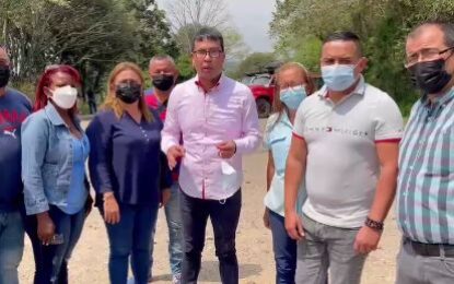 Secretario de Gobierno supervisó trabajos viales en el Paseo de Los Artistas de Táriba