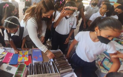 ZET celebró Día del Libro, la Lengua y Derecho de Autor