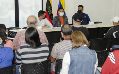 Secretario general de Gobierno se reúne con autoridades deportivas del Táchira