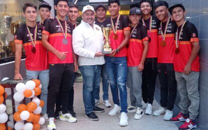 Lotería del Táchira agasajó a los campeones de la Vuelta a la Juventud