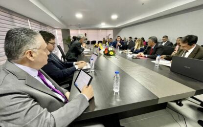 Colombia y Venezuela fortalecerán cooperación comercial