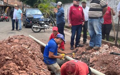 Beneficiadas 800 familias con la sustitución de tubería de agua potable en Cueva del Oso