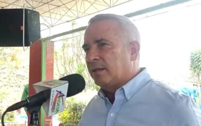 Gobernador Bernal: Si el funcionario quiere ser empresario, que renuncie a su cargo