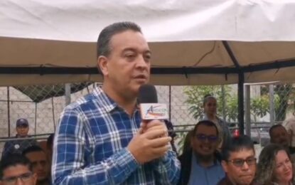 Gobernación del Táchira atiende derrumbes en Macanillo