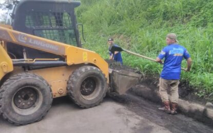 Avanza limpieza de drenajes en la Troncal 001