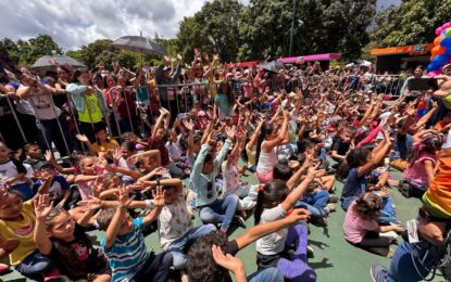 Familia tachirense celebró Día de los Niños y Niñas con fiesta multicolor