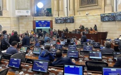 ¿Congreso colombiano aprobará reformas del presidente Petro?