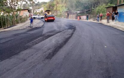 14 mil toneladas de asfalto fortalecen vialidad en Táchira