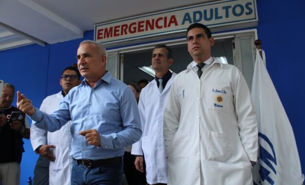 Gobernador Freddy Bernal reinaugura Emergencia del Hospital del Seguro Social