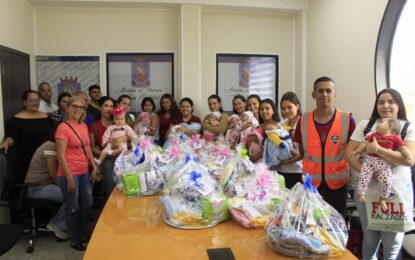 La Alcaldía de San Cristóbal entregó canastillas