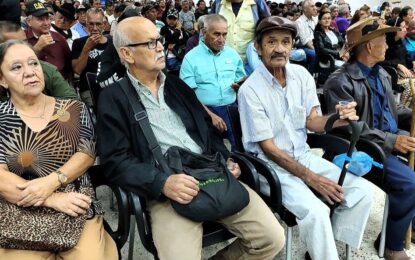 Más de 320 tachirenses reciben prótesis dentales