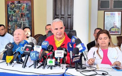 Gobernador Bernal reitera voluntad política para avance en acuerdos binacionales