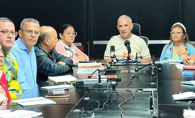 Inicia proceso de reestructuración de Alcaldías y Gobernación