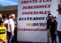 Jóvenes del Táchira colocan mural en apoyo al presidente Maduro en la frontera
