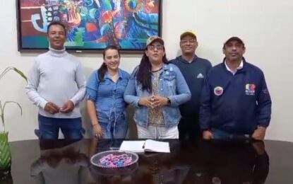 CLET impulsa la producción de chocolate con formación