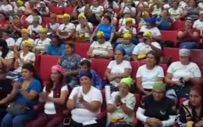 Cocineras de la patria en Congreso elevan propuestas de educación alimentaria