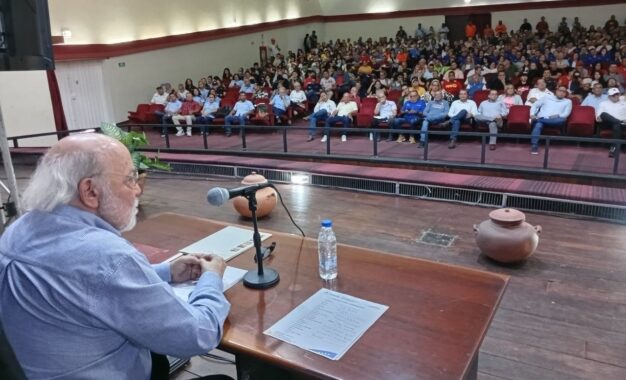 Damiani Bustillos: La clase obrera del Táchira construye una producción igualitaria con los trabajadores colombianos