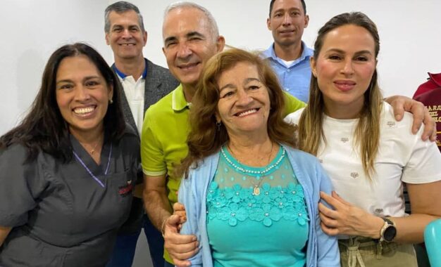 Gobernador del Táchira festejó aniversario de la Misión Sonrisa con la entrega de 128 prótesis dentales