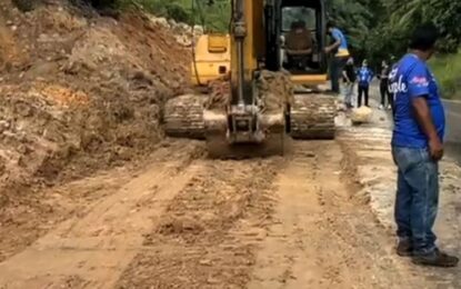 Gobernador Freddy Bernal supervisó trabajos en sector El Chimborazo Troncal 05